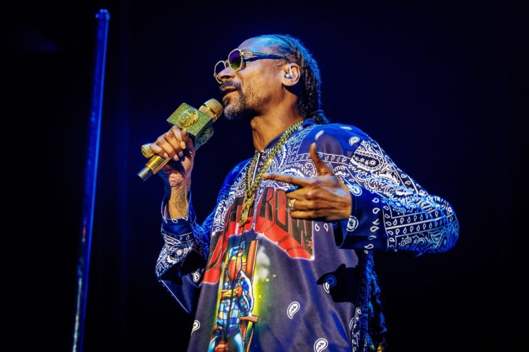 Snoop Dogg’s Dogg Lbs Vapes Go Worldwide with North America Deal